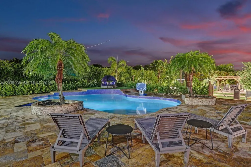 11203 NW 9th St Plantation, FL 33325