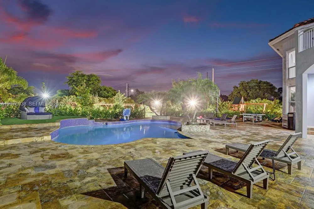 11203 NW 9th St Plantation, FL 33325