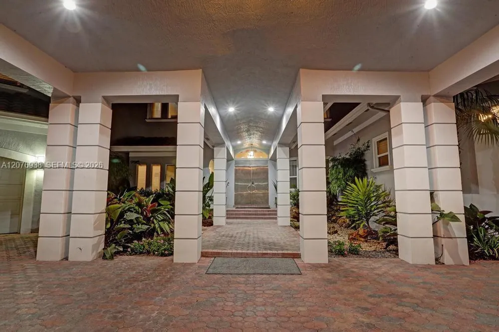 11203 NW 9th St Plantation, FL 33325