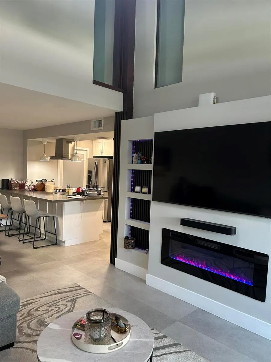 1390 E GOLFVIEW DRIVE Pembroke Pines, FL 33026