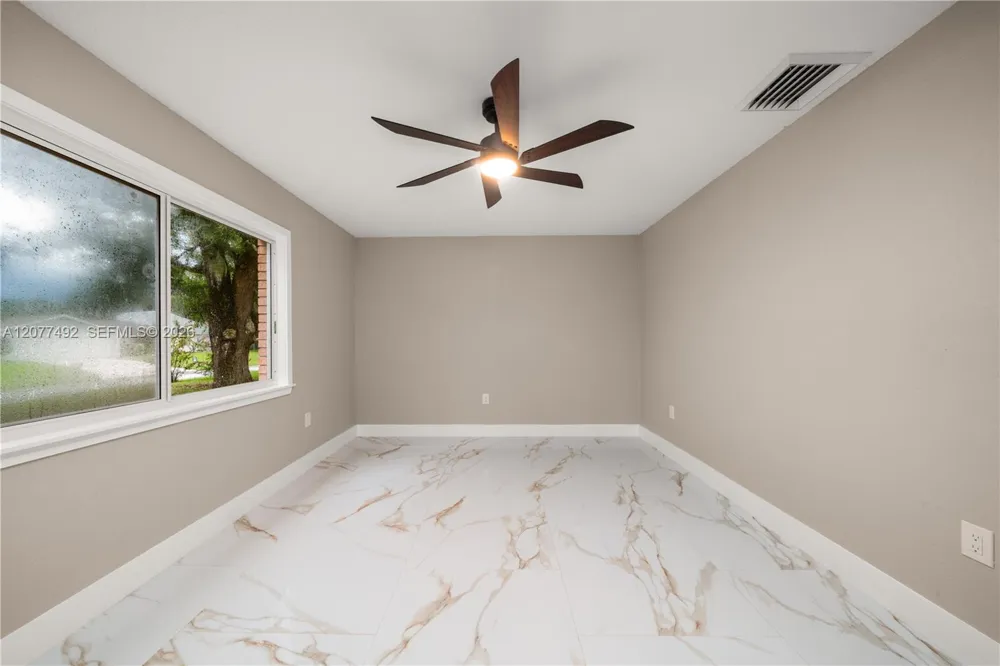 1050 knollwood Cir Other City - In The State Of Florida, FL 33873