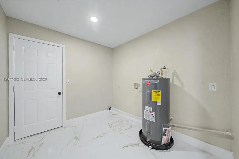 1050 knollwood Cir Other City - In The State Of Florida, FL 33873