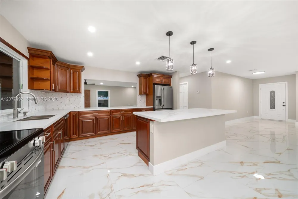 1050 knollwood Cir Other City - In The State Of Florida, FL 33873
