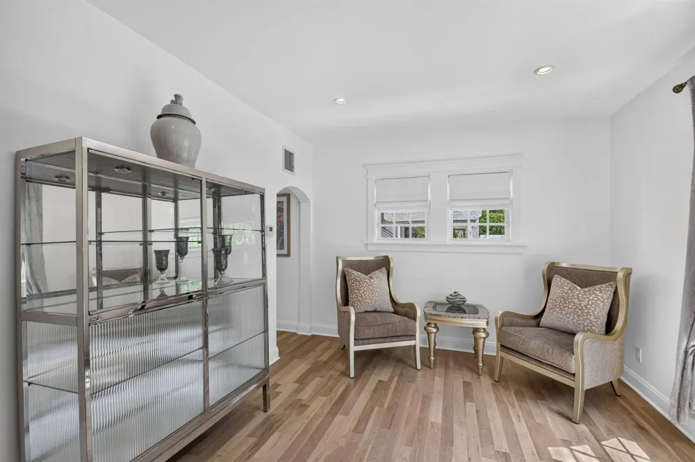 807 Ardmore Road West Palm Beach, FL 33401