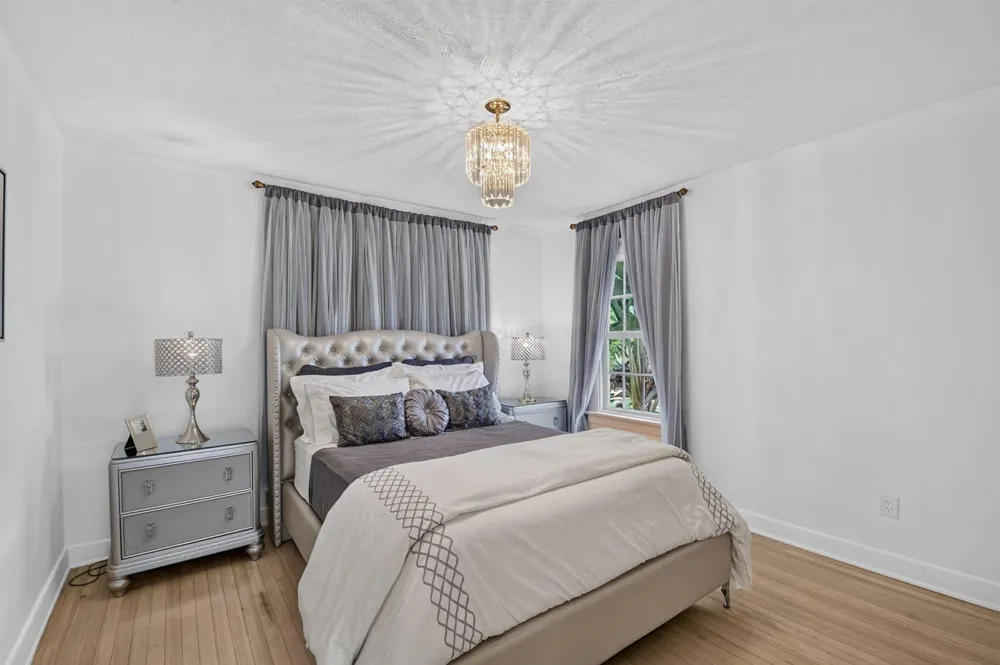 807 Ardmore Road West Palm Beach, FL 33401