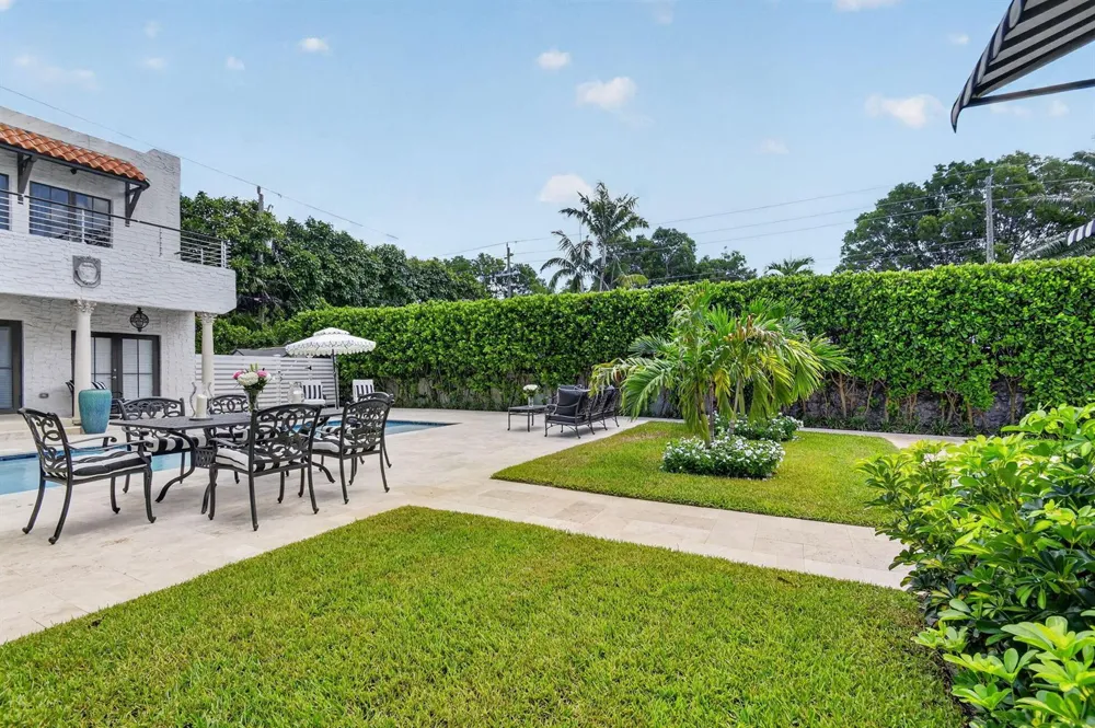 807 Ardmore Road West Palm Beach, FL 33401