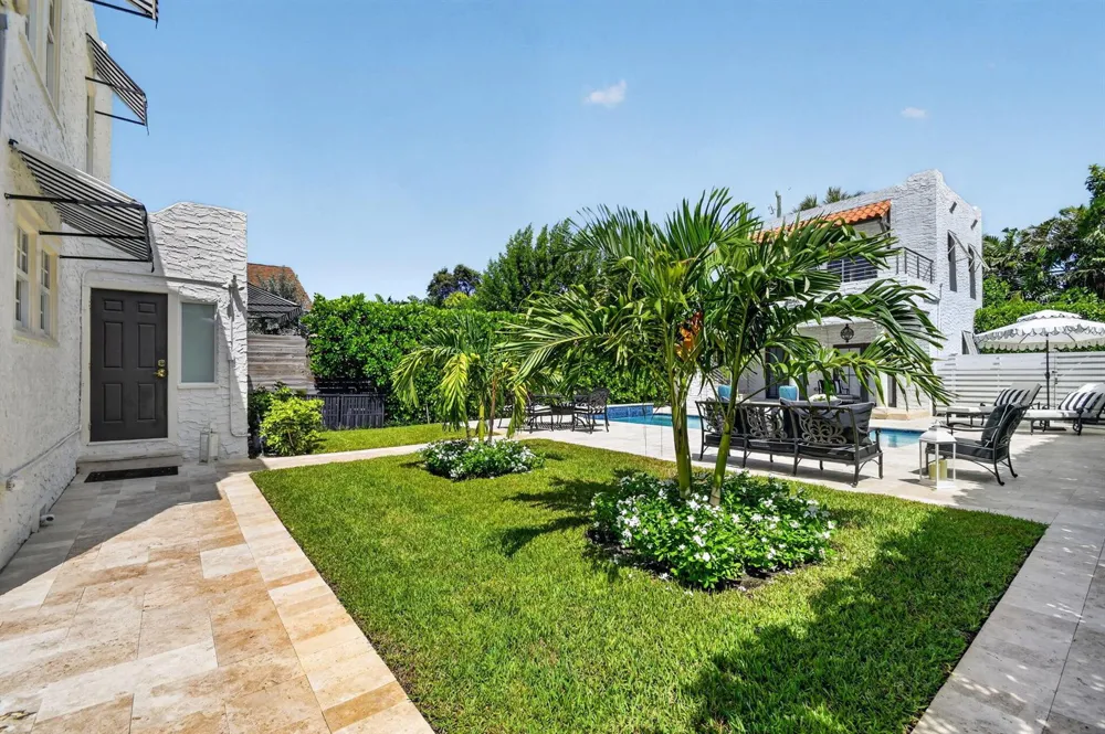 807 Ardmore Road West Palm Beach, FL 33401