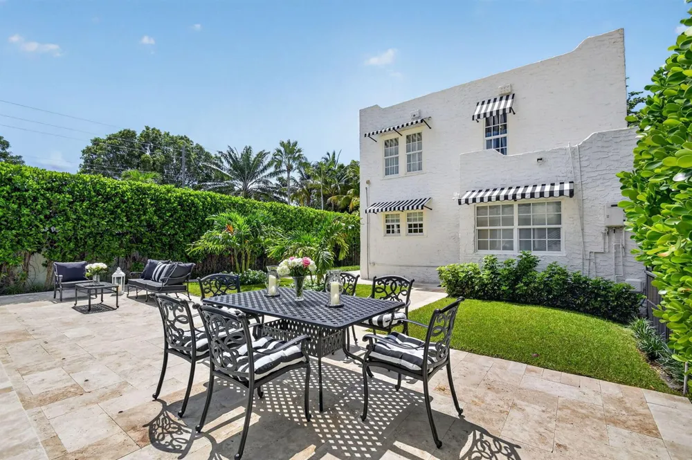 807 Ardmore Road West Palm Beach, FL 33401