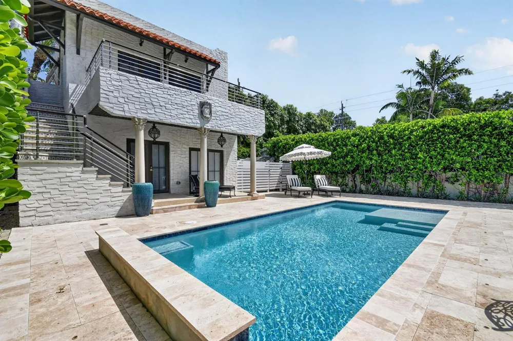 807 Ardmore Road West Palm Beach, FL 33401