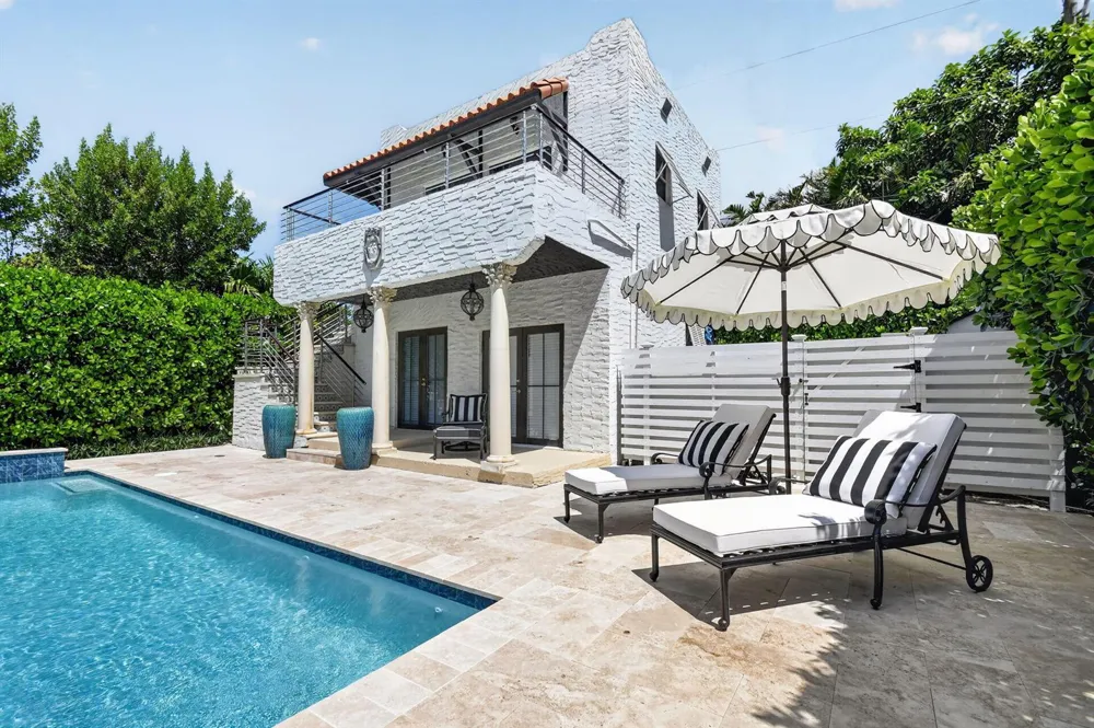807 Ardmore Road West Palm Beach, FL 33401