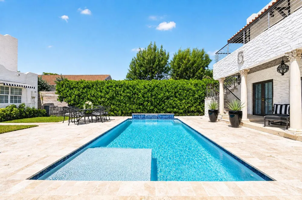 807 Ardmore Road West Palm Beach, FL 33401