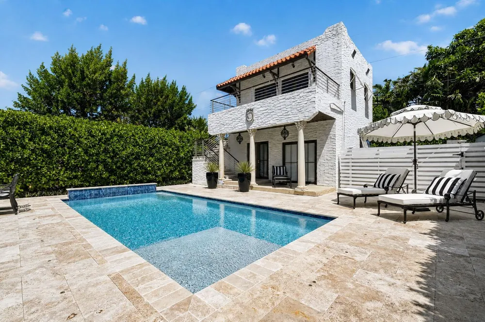 807 Ardmore Road West Palm Beach, FL 33401