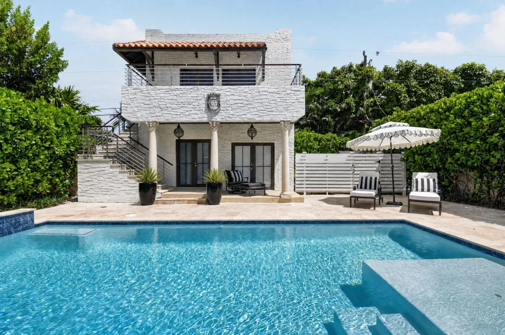 807 Ardmore Road West Palm Beach, FL 33401