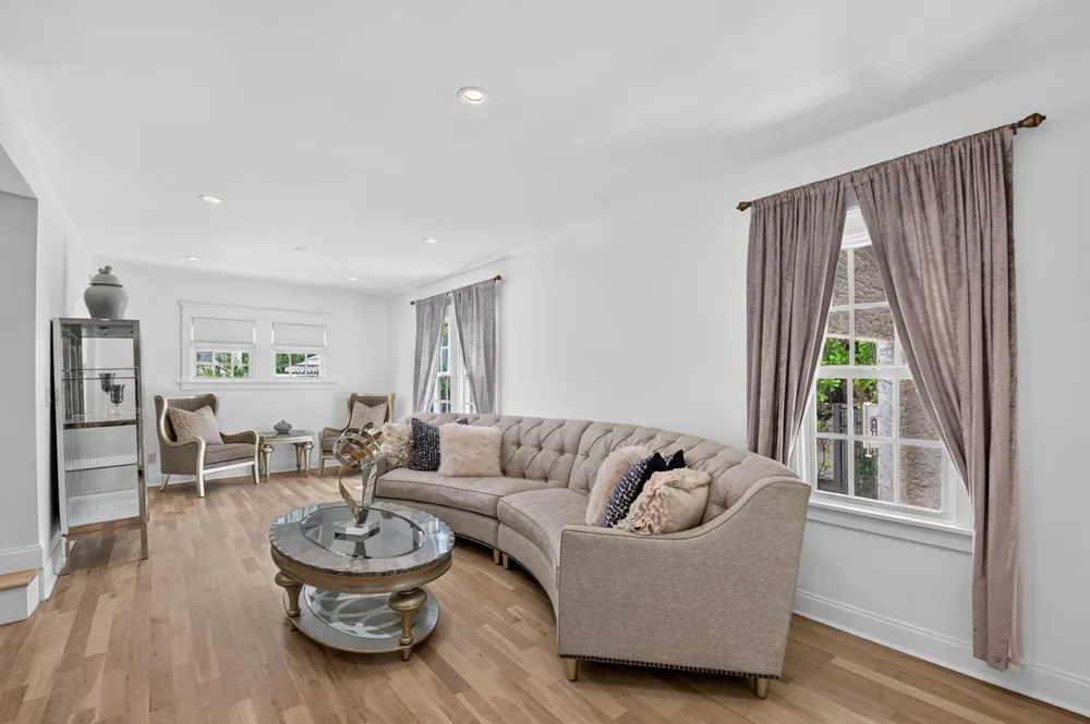 807 Ardmore Road West Palm Beach, FL 33401