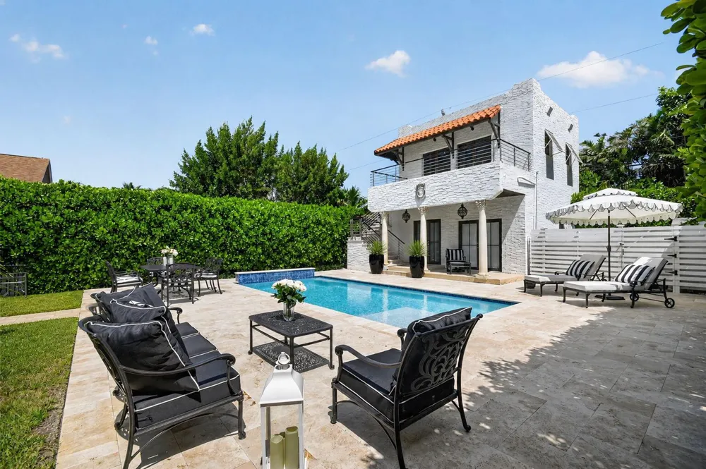 807 Ardmore Road West Palm Beach, FL 33401