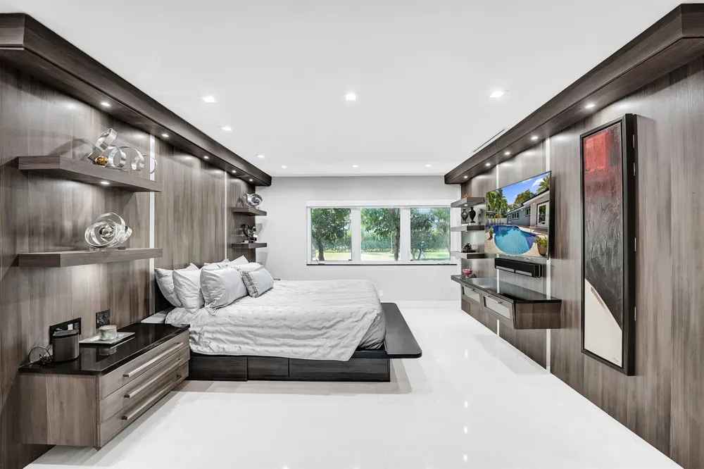 2601 NE 29TH STREET Fort Lauderdale, FL 33306