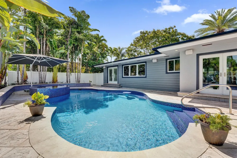 2601 NE 29TH STREET Fort Lauderdale, FL 33306