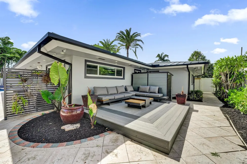 2601 NE 29TH STREET Fort Lauderdale, FL 33306