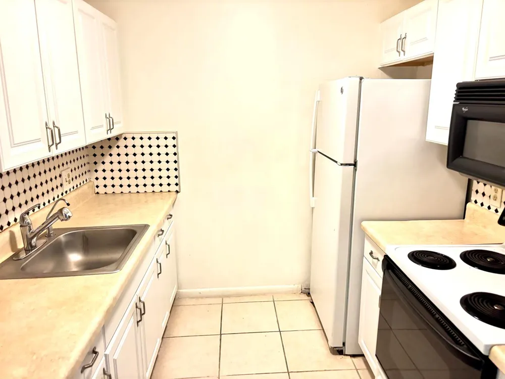 13350 SW 1ST STREET #108P Pembroke Pines, FL 33027