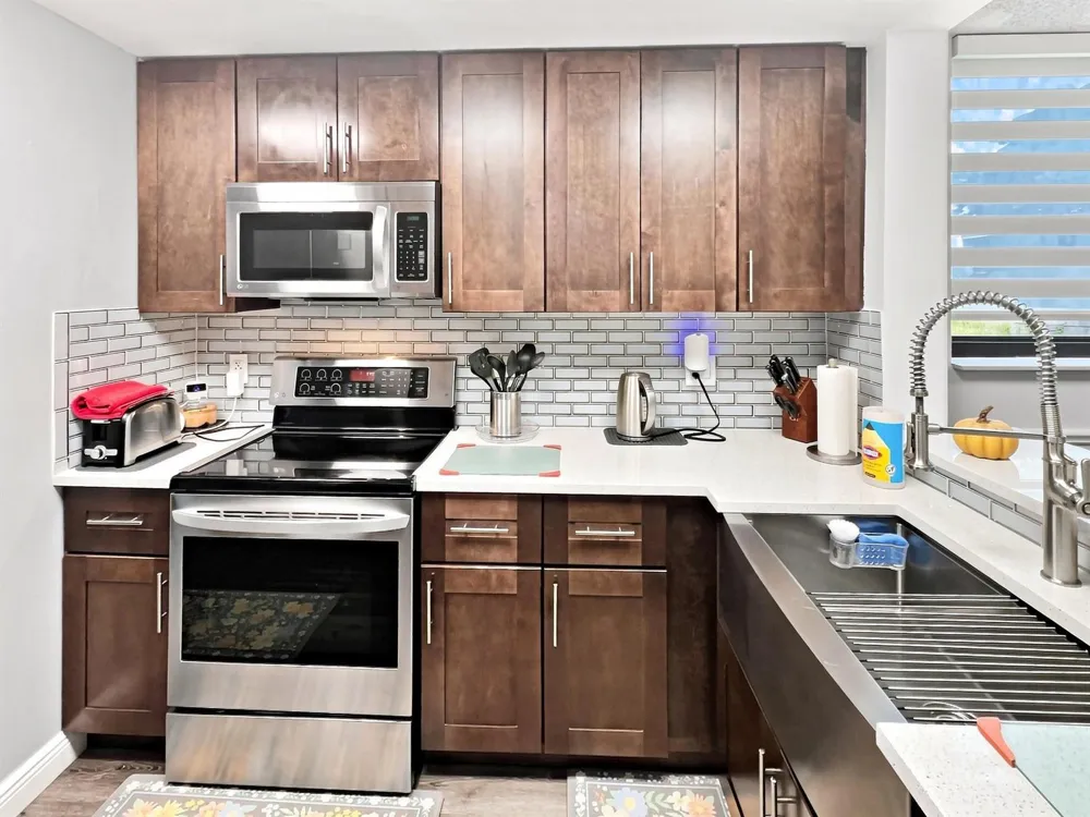 6575 W Oakland Park Boulevard #101 Lauderhill, FL 33313