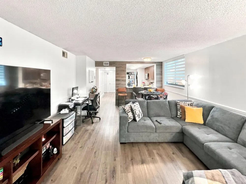 6575 W Oakland Park Boulevard #101 Lauderhill, FL 33313