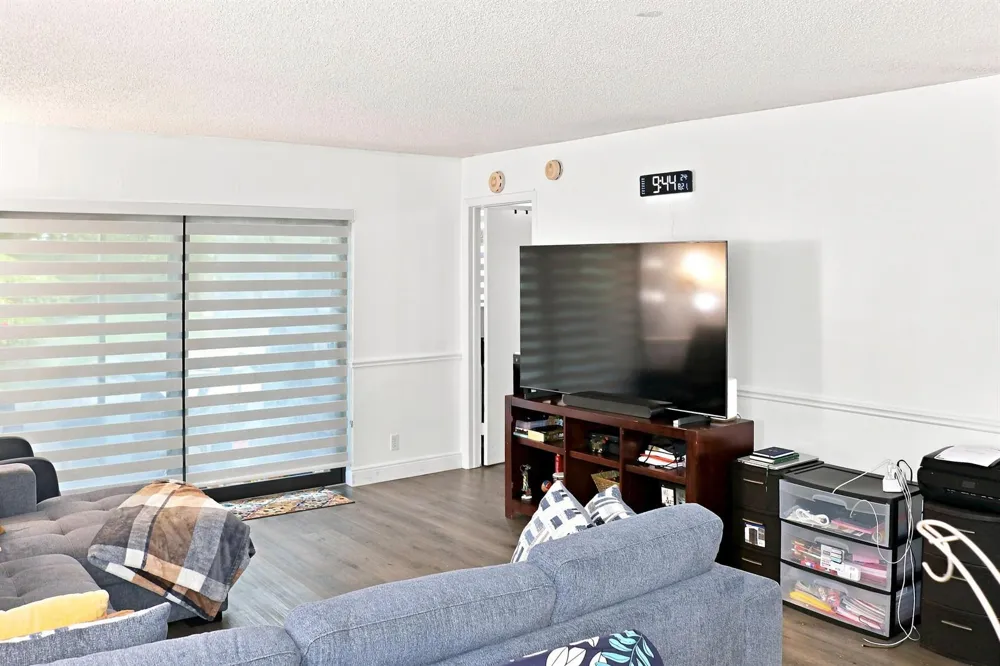 6575 W Oakland Park Boulevard #101 Lauderhill, FL 33313