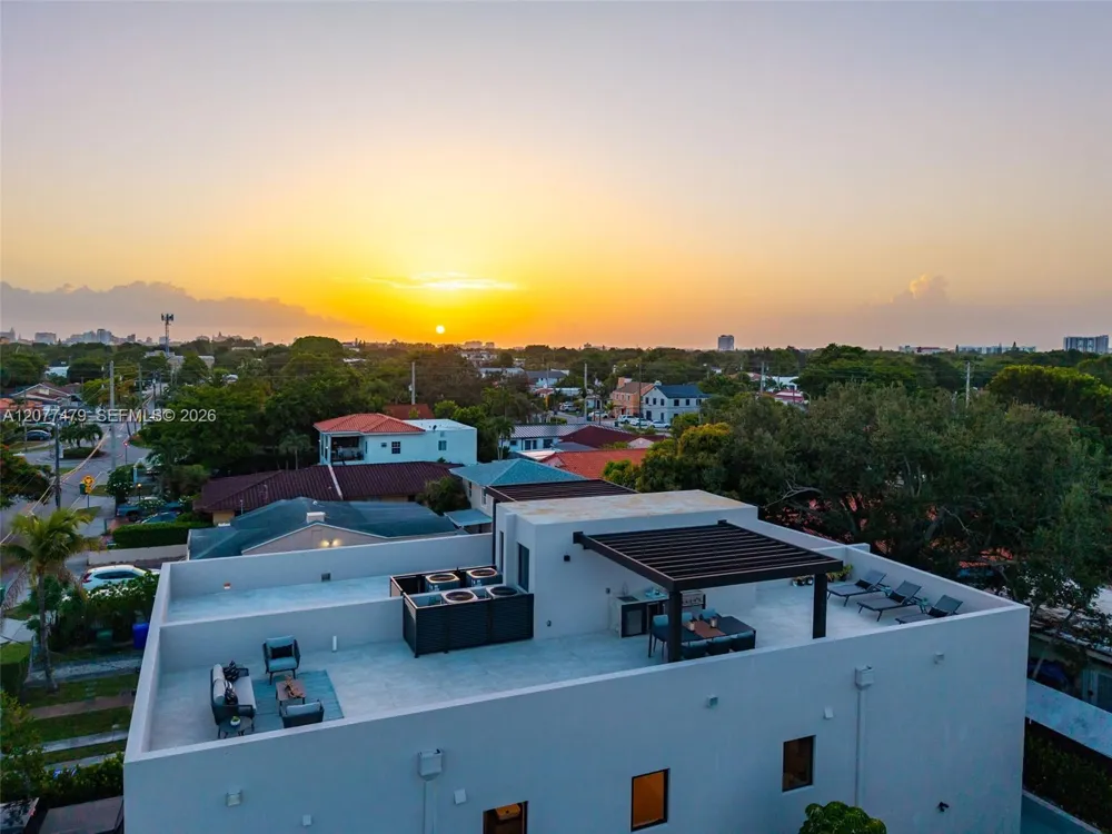 1433 SW 20th St Miami, FL 33145
