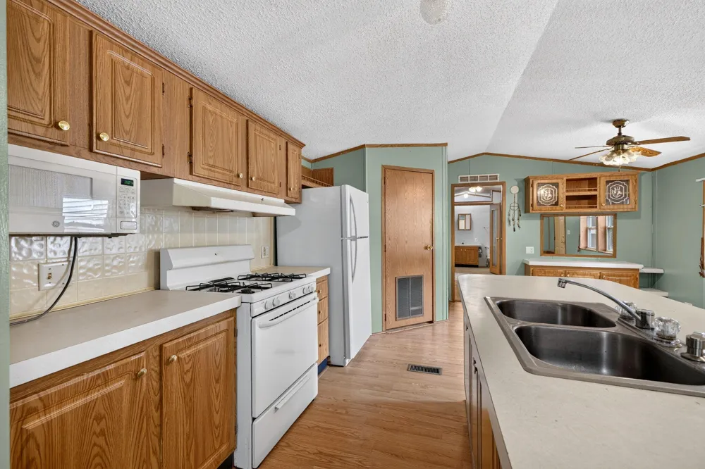 9455 E Lane Drive Grant Township, MI 49437