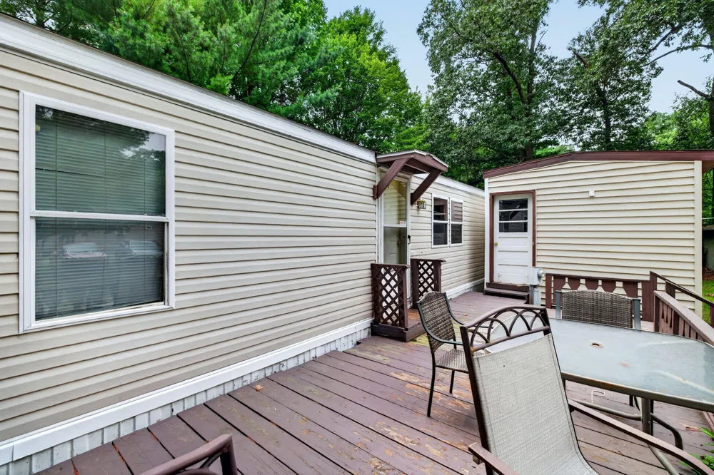 9455 E Lane Drive Grant Township, MI 49437