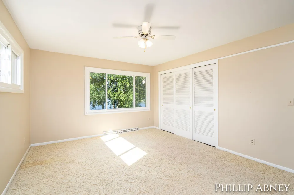 8391 Cowan Lake Drive NE Grattan Township, MI 49341