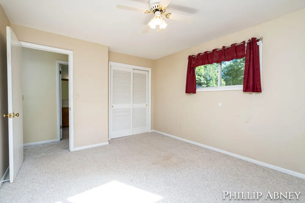 8391 Cowan Lake Drive NE Grattan Township, MI 49341