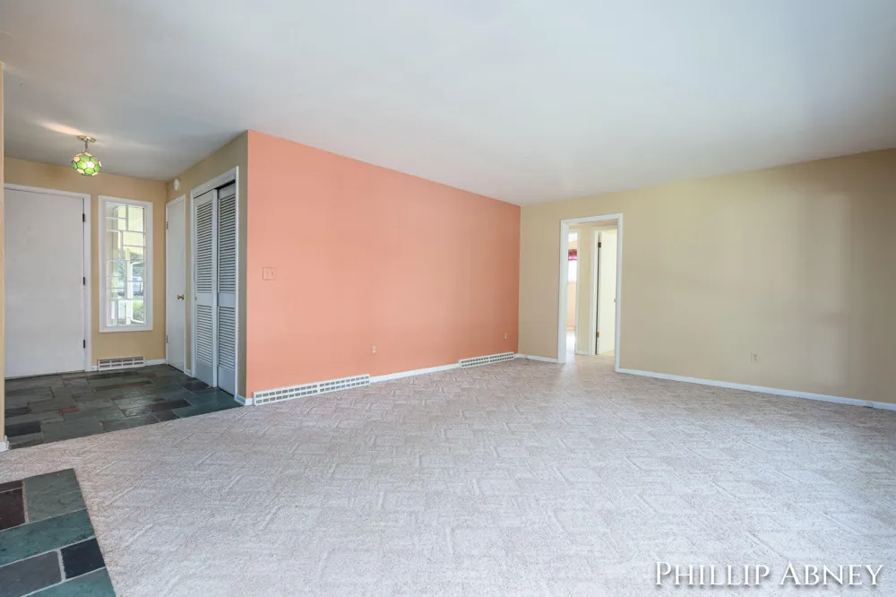 8391 Cowan Lake Drive NE Grattan Township, MI 49341