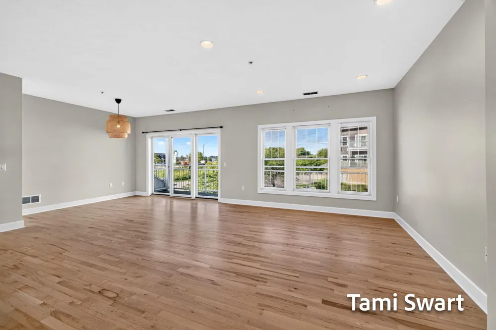 917 W Savidge Street #16 Spring Lake Village, MI 49456