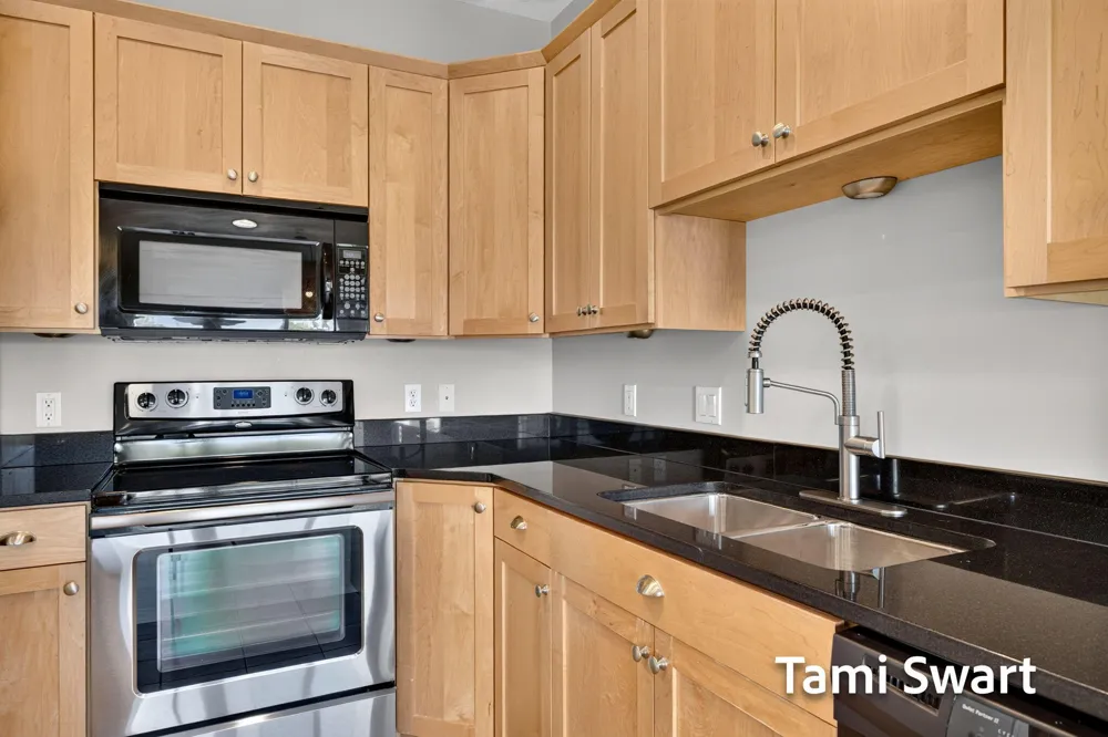 917 W Savidge Street #16 Spring Lake Village, MI 49456