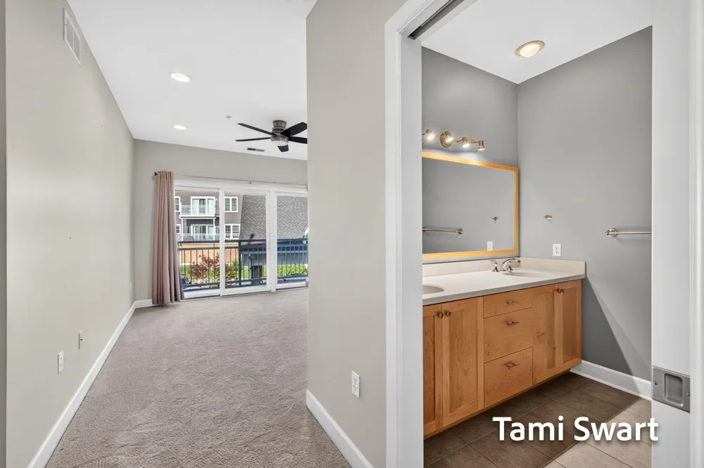 917 W Savidge Street #16 Spring Lake Village, MI 49456