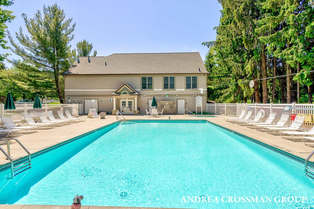 18124 Newgate Lane #17 Spring Lake Township, MI 49456
