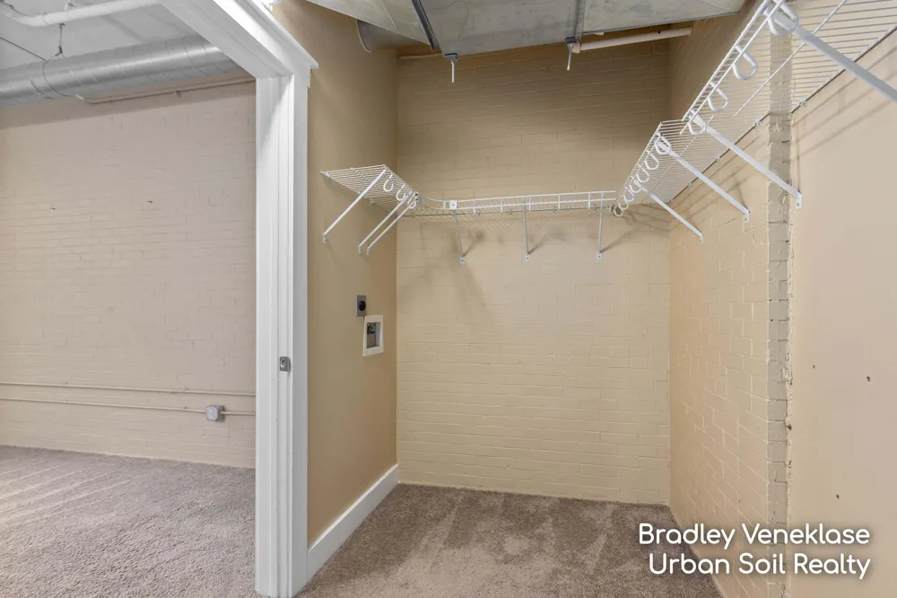 600 Broadway Avenue NW #131 Grand Rapids City, MI 49504