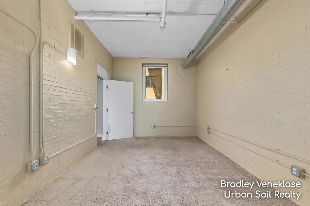 600 Broadway Avenue NW #131 Grand Rapids City, MI 49504