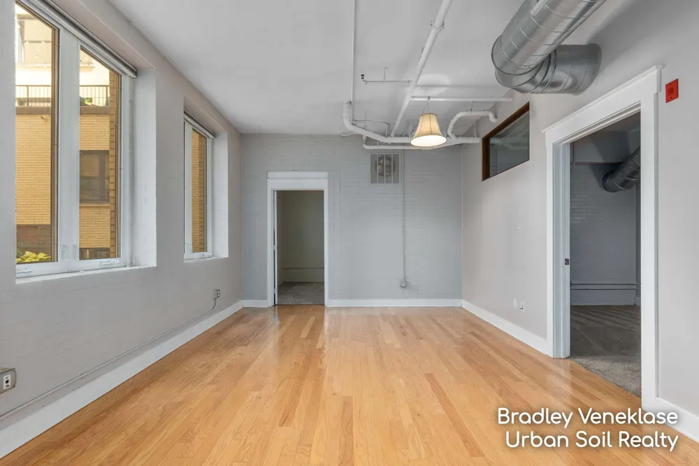 600 Broadway Avenue NW #131 Grand Rapids City, MI 49504