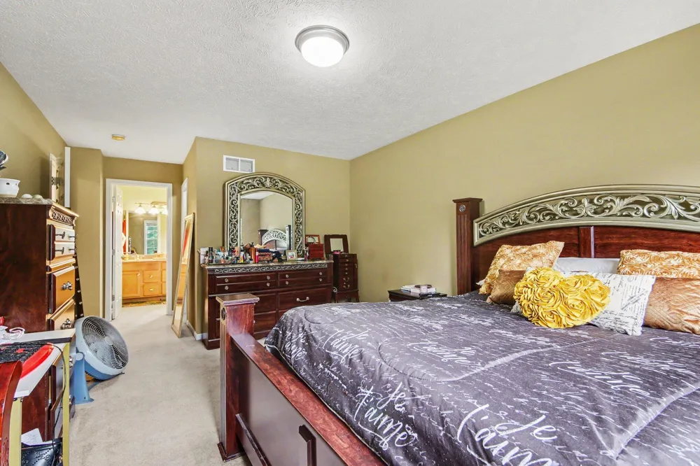 6627 Winter Creek Road Norton Shores City, MI 49444