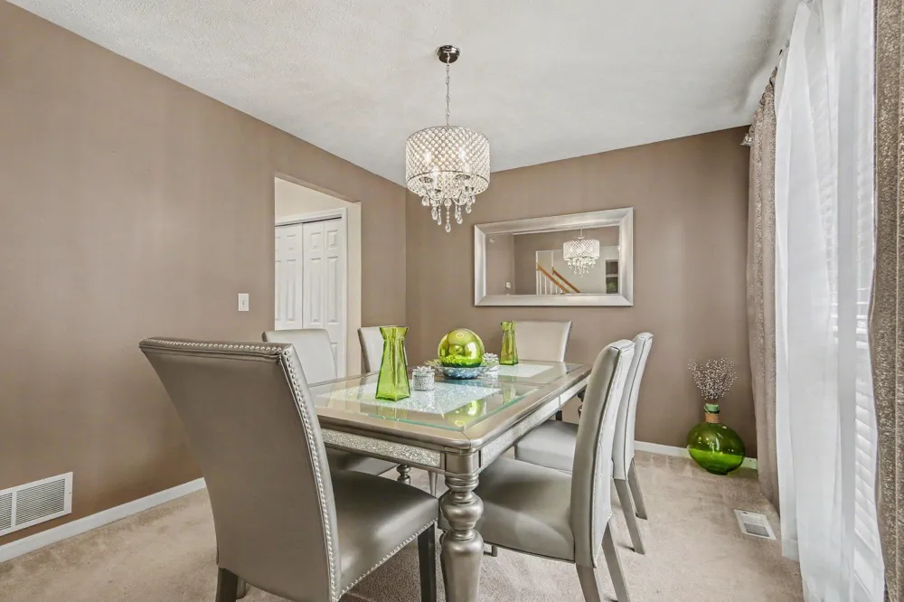 6627 Winter Creek Road Norton Shores City, MI 49444