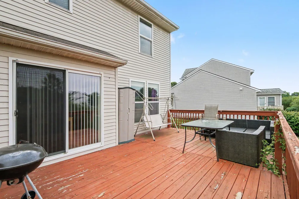 6627 Winter Creek Road Norton Shores City, MI 49444