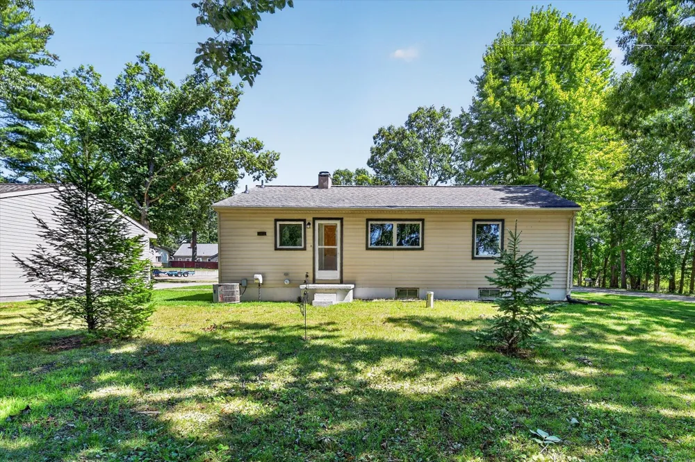 8929 Robinwood Court Napoleon Township, MI 49201
