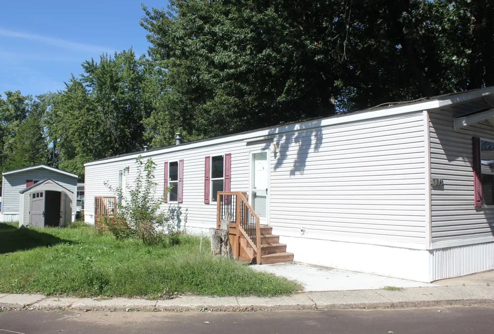4875 Pamela Avenue SE Kentwood City, MI 49548