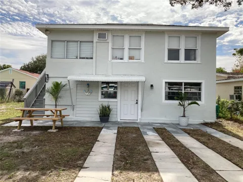 634 CYPRESS STREET #2- upstairs