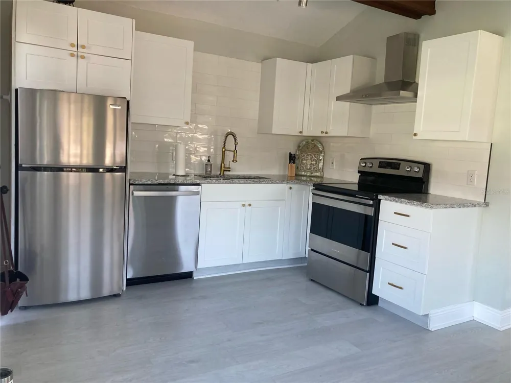 634 CYPRESS STREET #2- upstairs Tarpon Springs, FL 34689