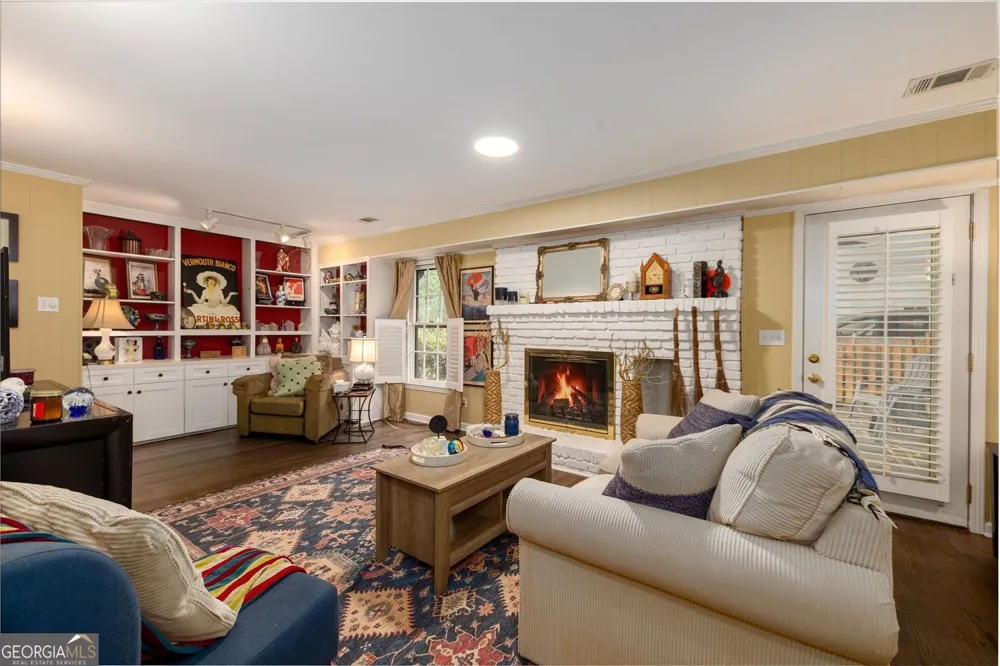 2267 Oxbow CIR Smoke Rise, GA 30087