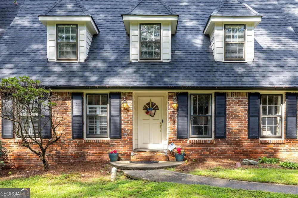 2267 Oxbow CIR Smoke Rise, GA 30087