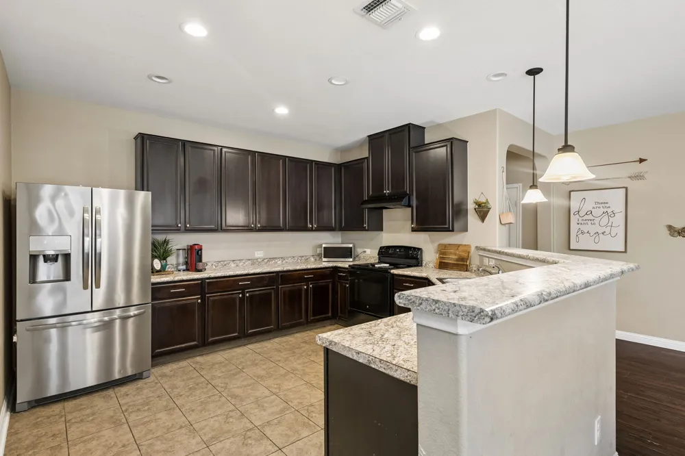 1113 Yellow Iris Road Leander, TX 78641