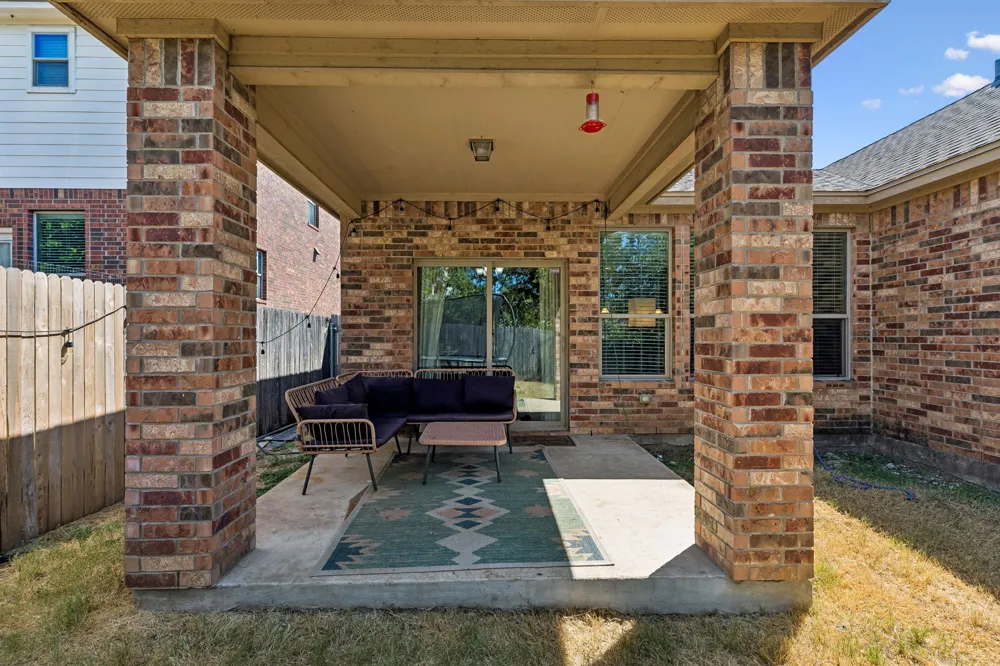 1113 Yellow Iris Road Leander, TX 78641